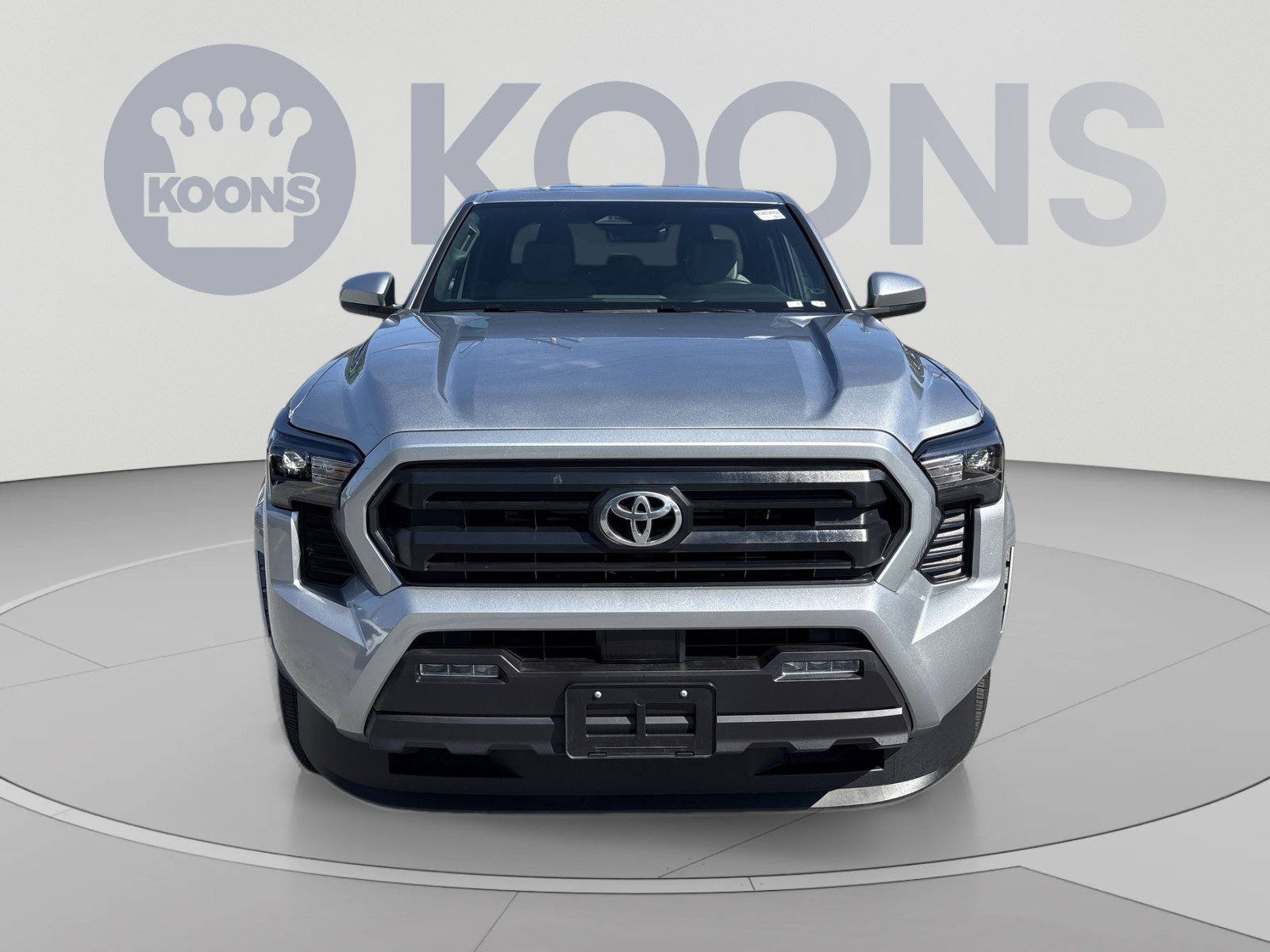 Used 2025 Toyota Tacoma SR5 AWD/4WD image 11