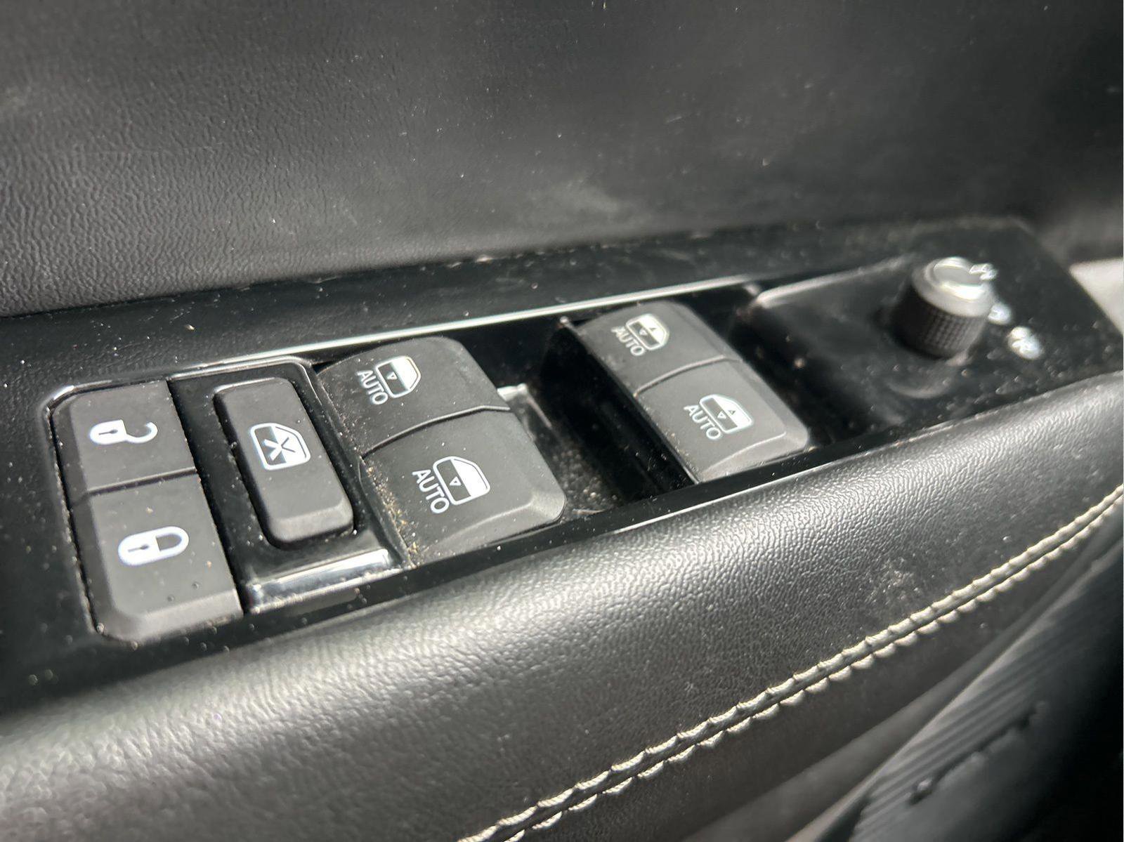 Used 2022 Jeep Wagoneer Series II image 16