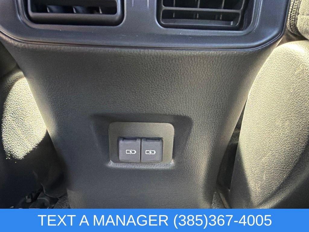 Used 2025 Toyota RAV4 SE AWD/4WD image 19
