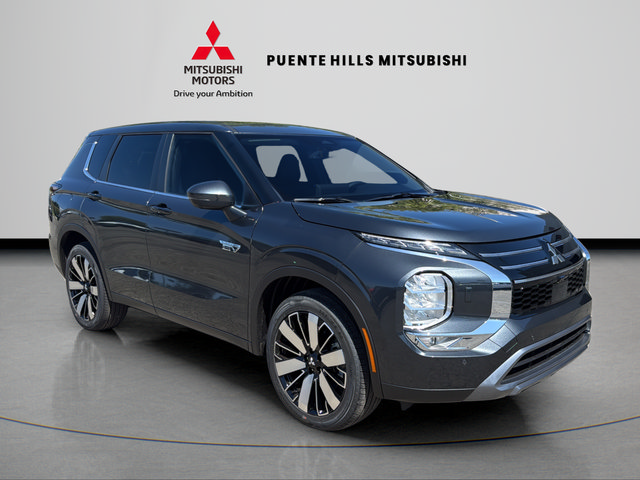 New 2026 Mitsubishi Outlander SE AWD/4WD image 3