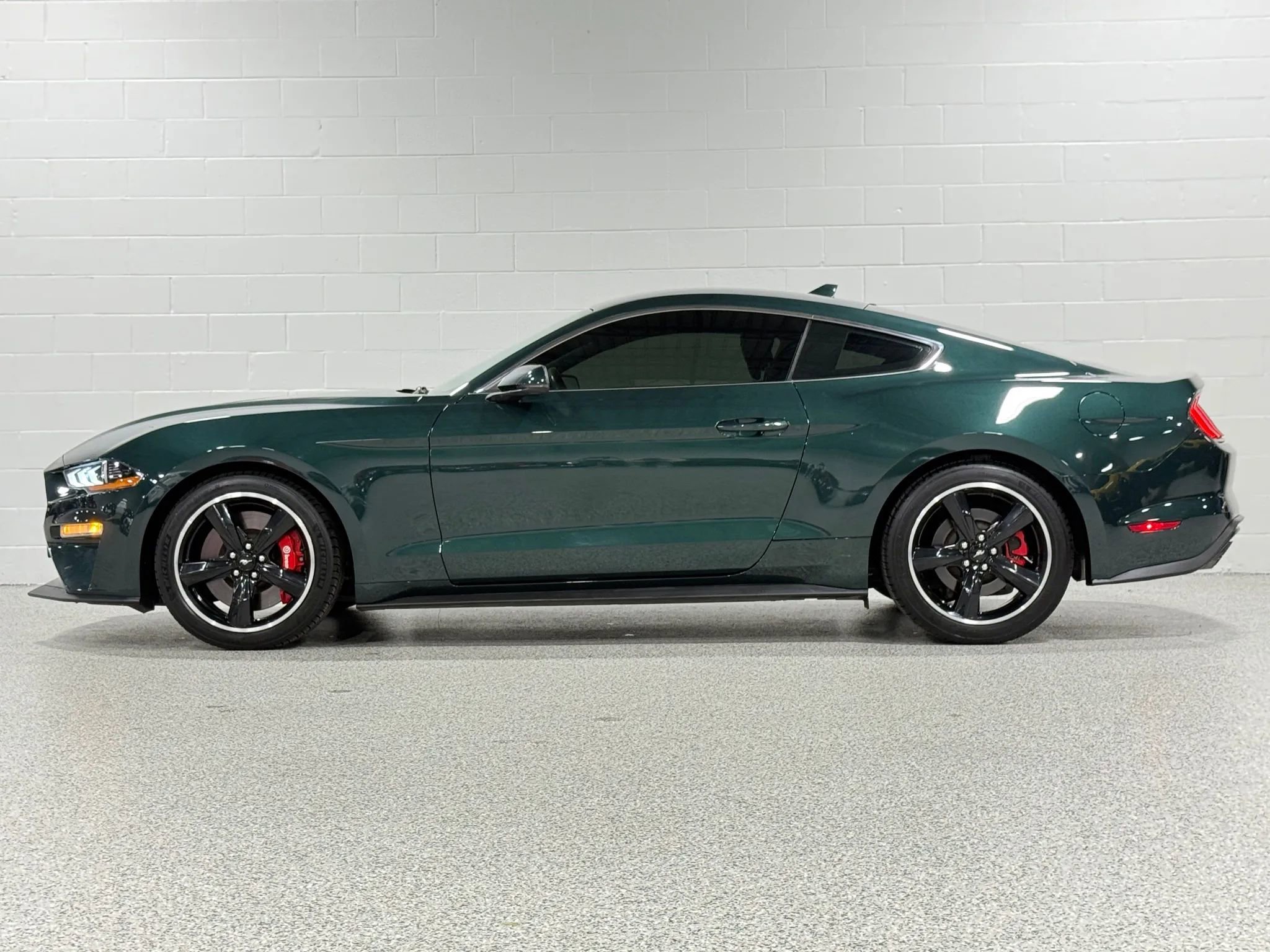Used 2020 Ford Mustang Bullitt image 9