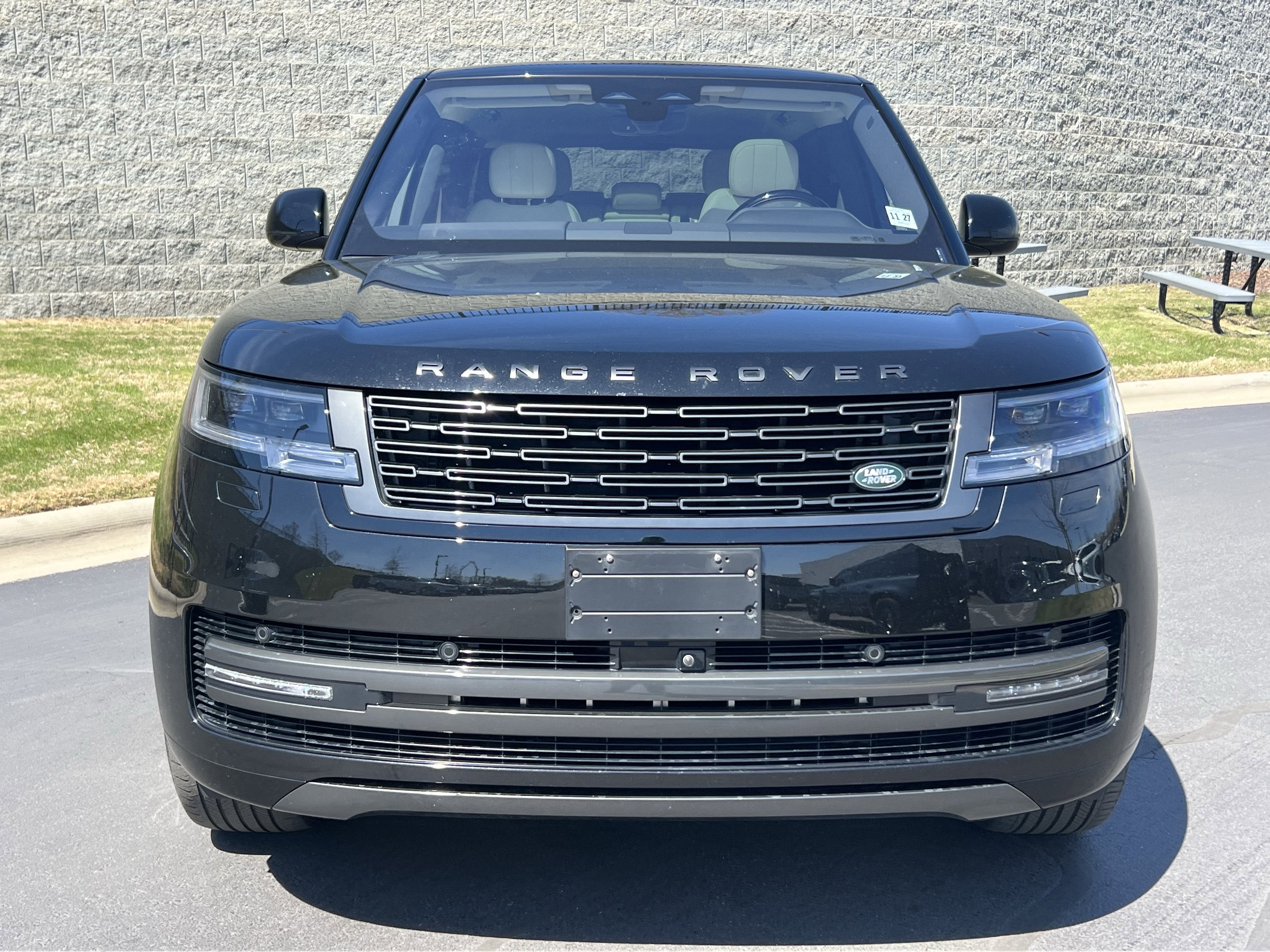 Certified 2023 Land Rover Range Rover Long Wheelbase SE image 10