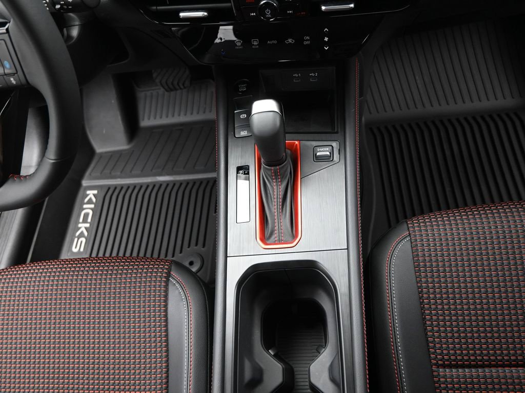 Certified 2026 Nissan Kicks SR FWD image 20