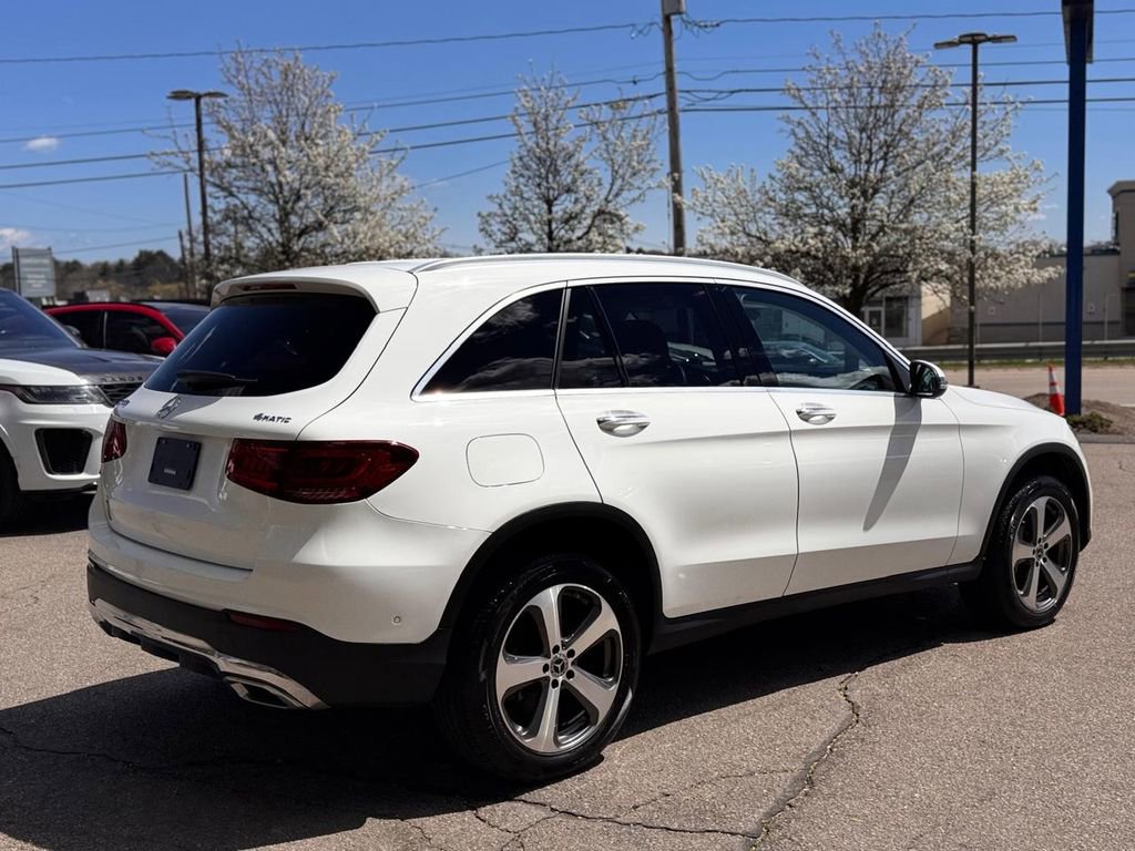 Used 2022 Mercedes-Benz GLC 300 4MATIC w/ Premium Package Lite image 6