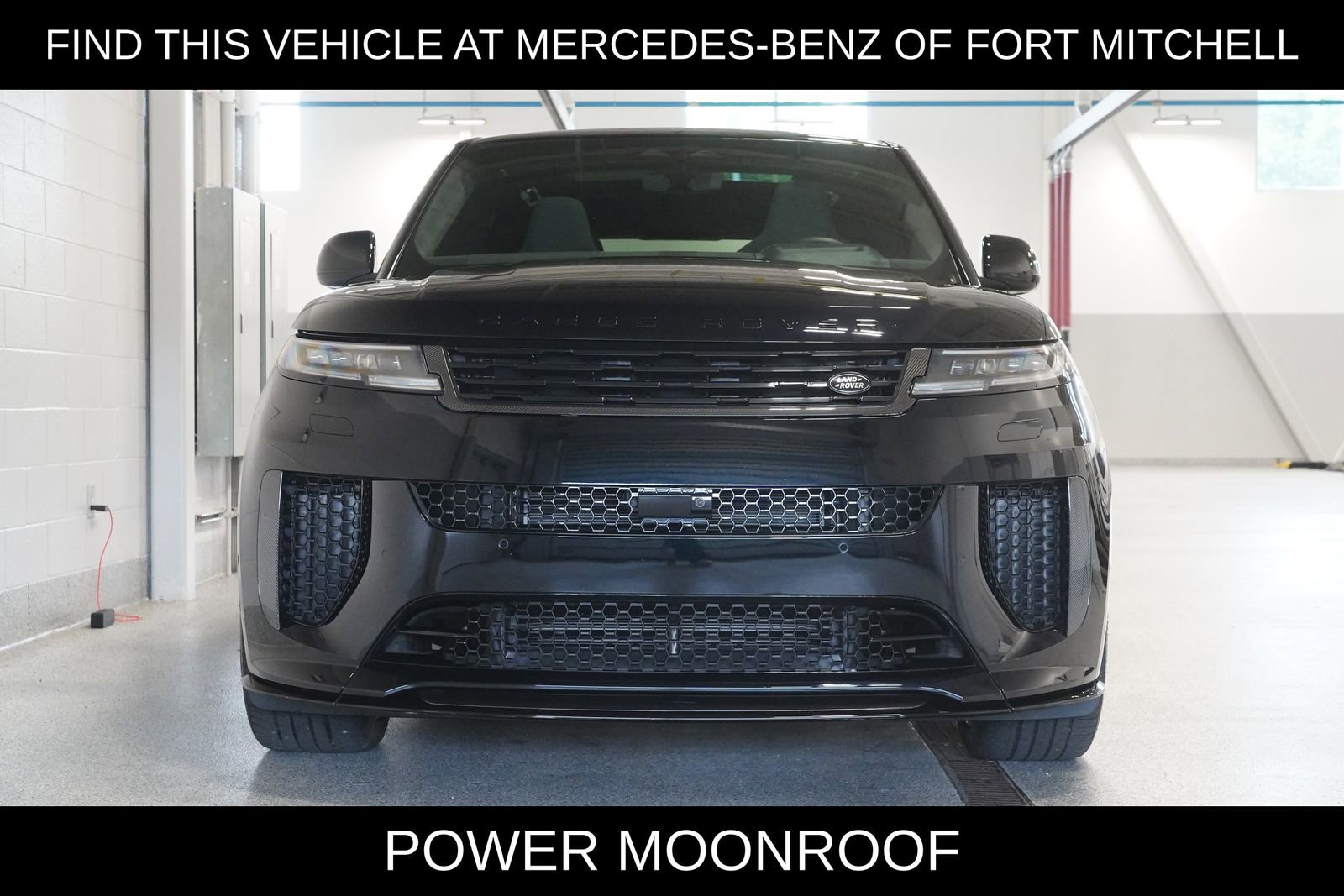 Used 2025 Land Rover Range Rover Sport SV Edition Two AWD/4WD image 2