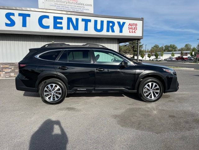 Used 2023 Subaru Outback Premium AWD/4WD image 17