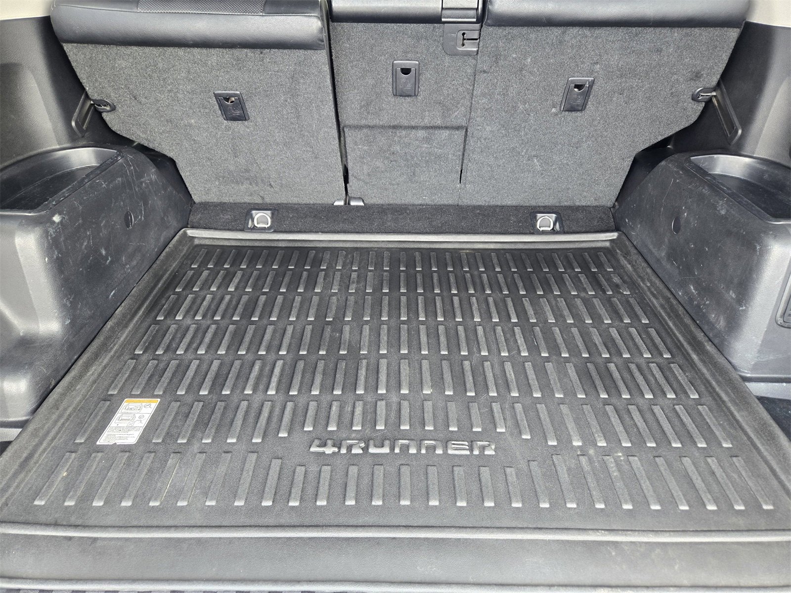 Used 2014 Toyota 4Runner Limited image 31