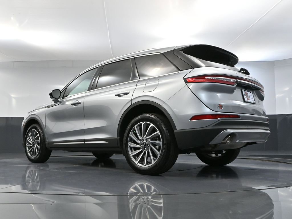 Used 2024 Lincoln Corsair Reserve image 49