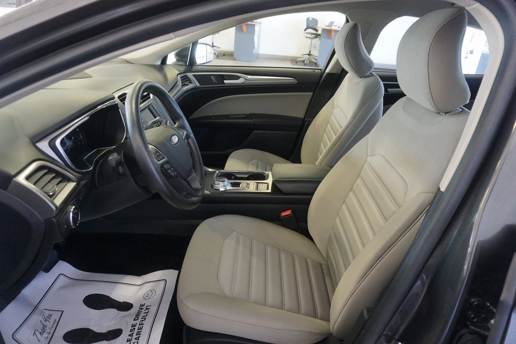 Used 2017 Ford Fusion S image 16