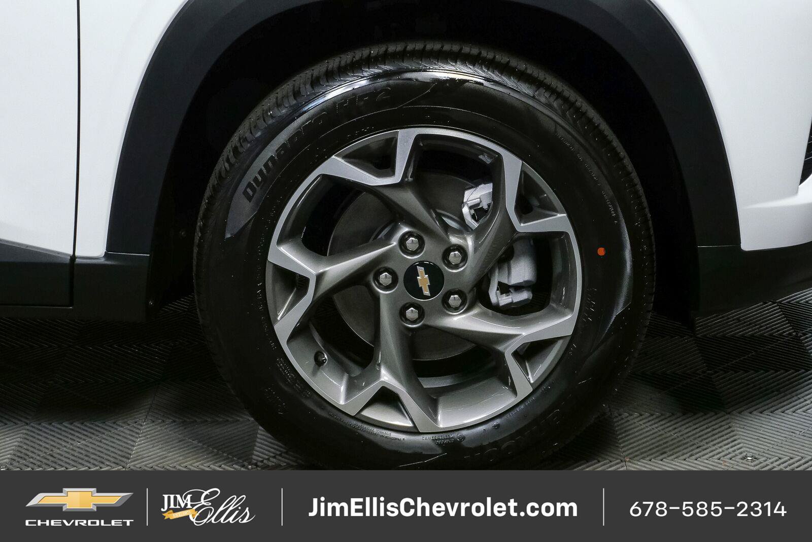New 2026 Chevrolet Trax LT w/ Sunroof Package FWD image 36