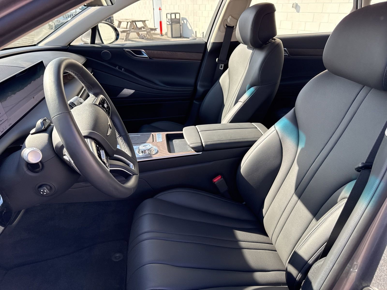 Used 2025 Genesis G80 2.5T Advanced image 23