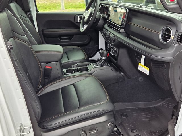 New 2026 Jeep Wrangler Sahara AWD/4WD image 13