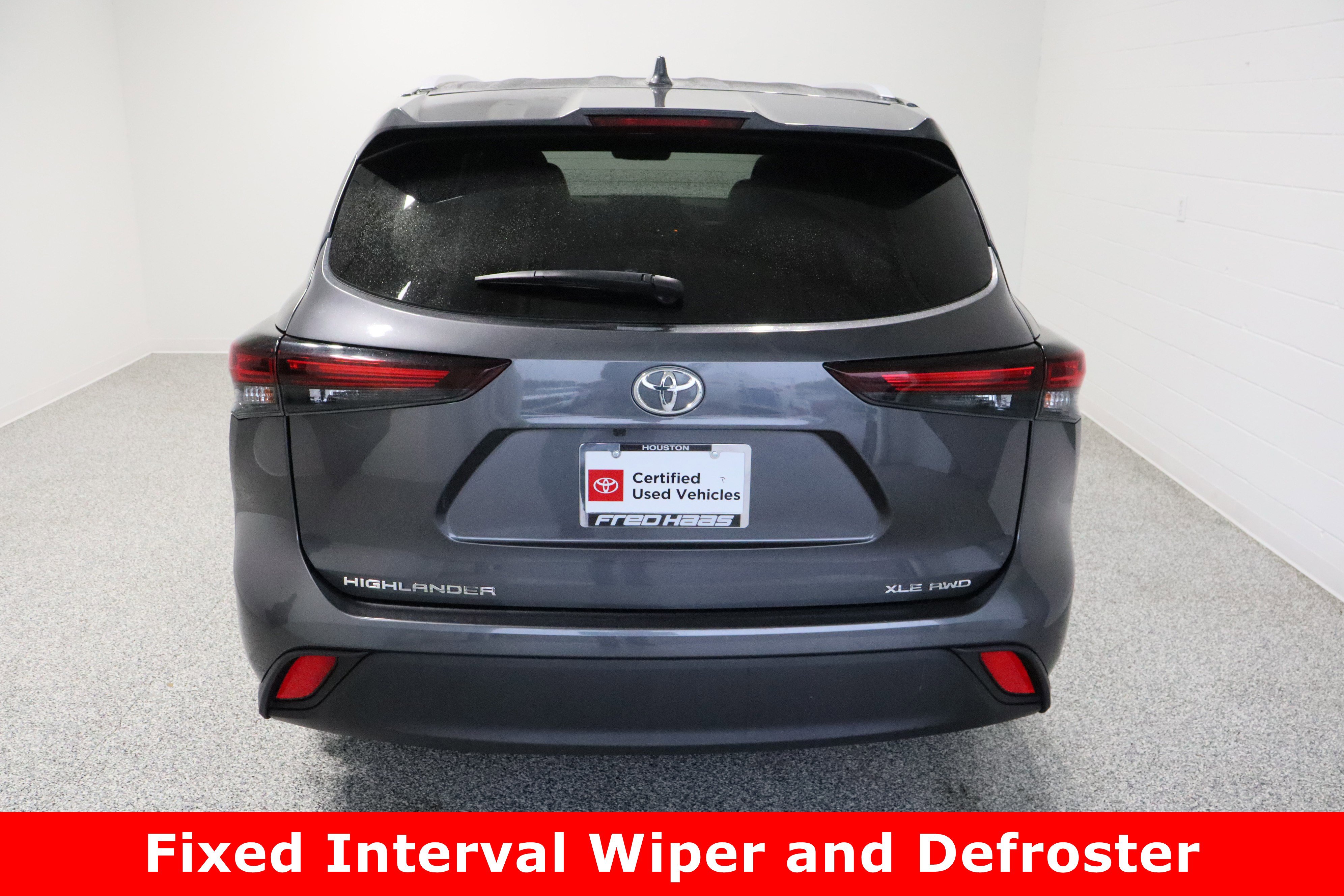 Certified 2025 Toyota Highlander XLE image 8