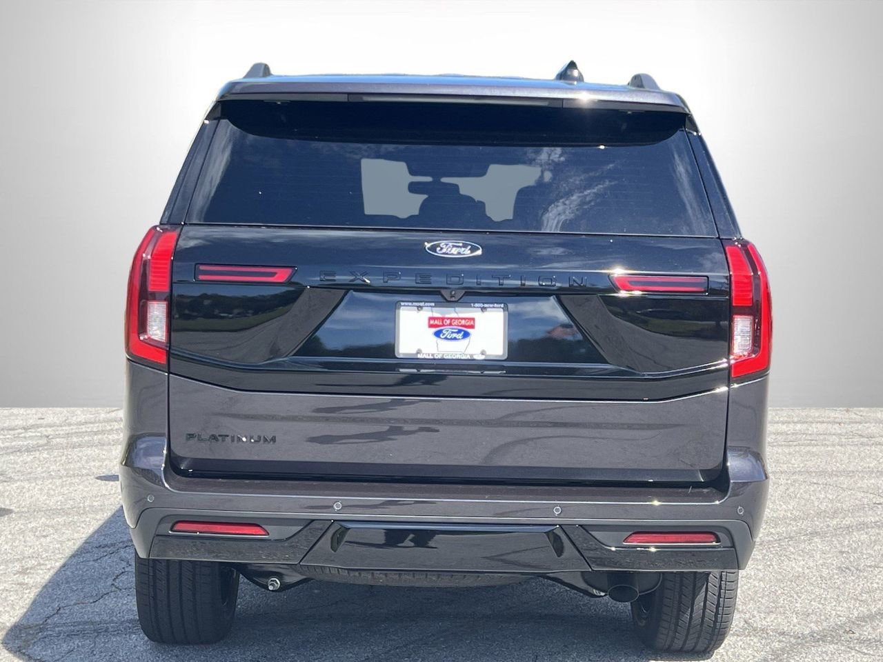 New 2025 Ford Expedition Platinum w/ Stealth Performance Package AWD/4WD image 28