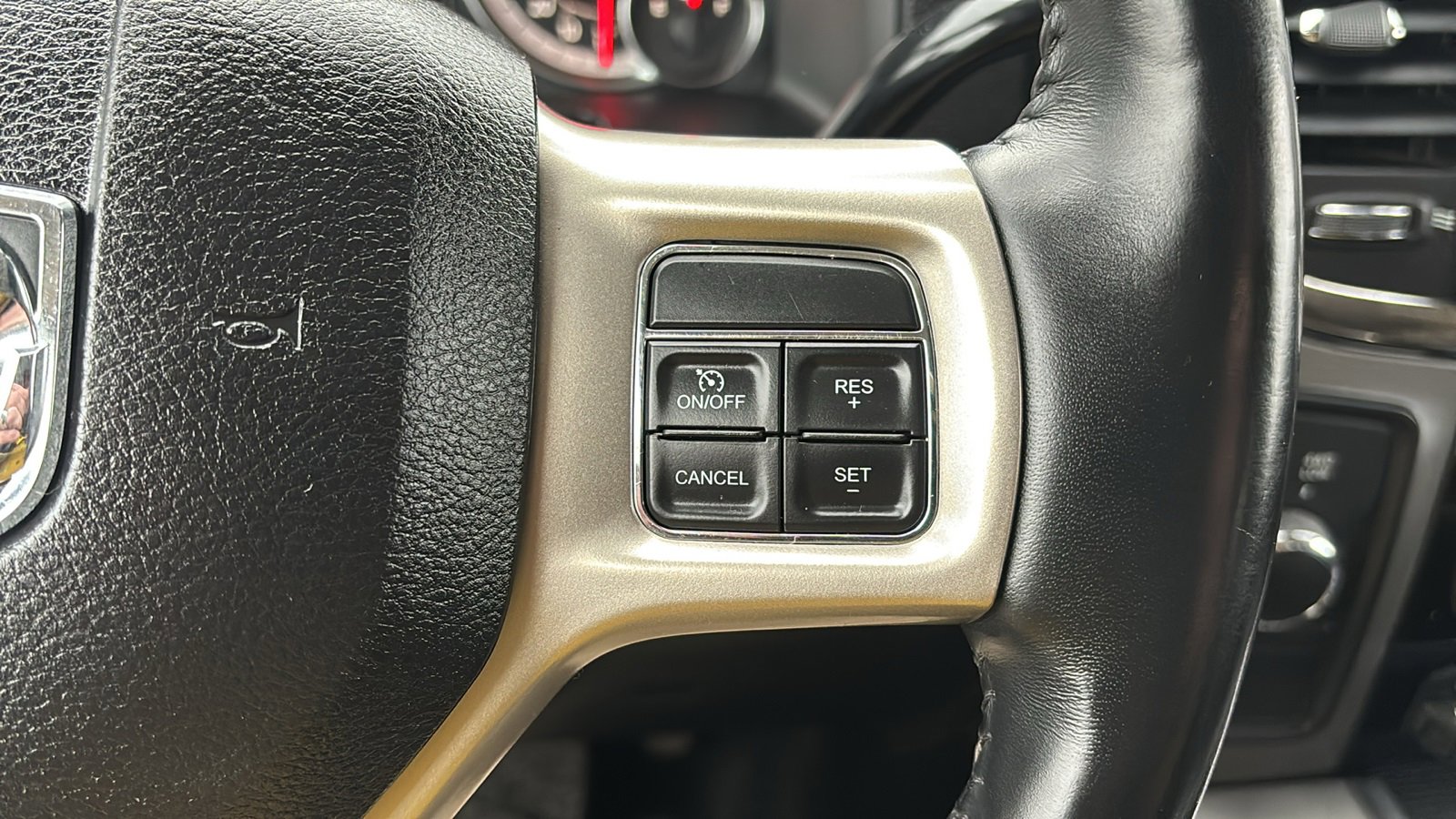 Used 2018 RAM 2500 Laramie w/ Sport Appearance Group image 20