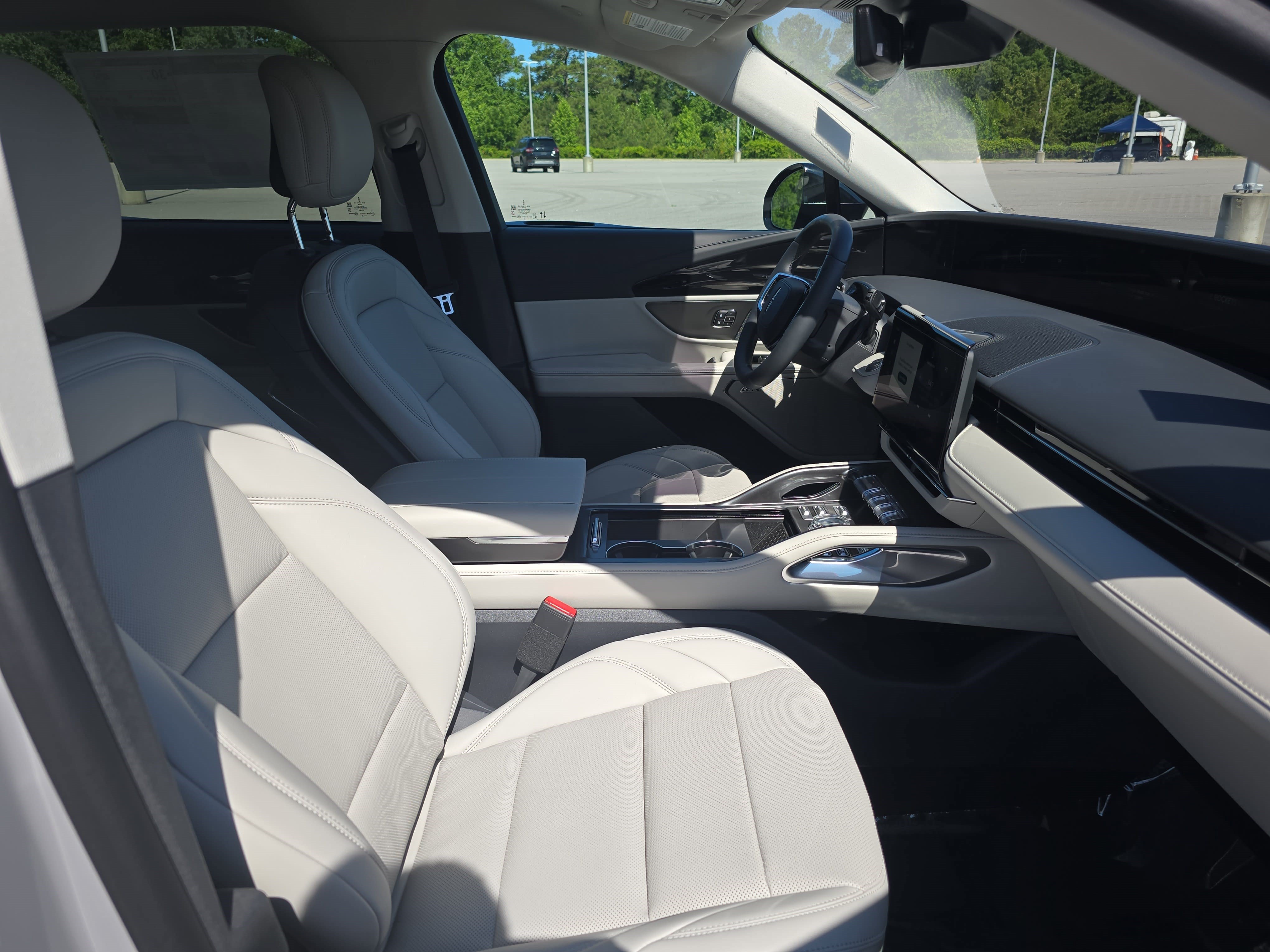New 2026 Lincoln Nautilus Premier w/ Equipment Group 102A AWD/4WD image 10