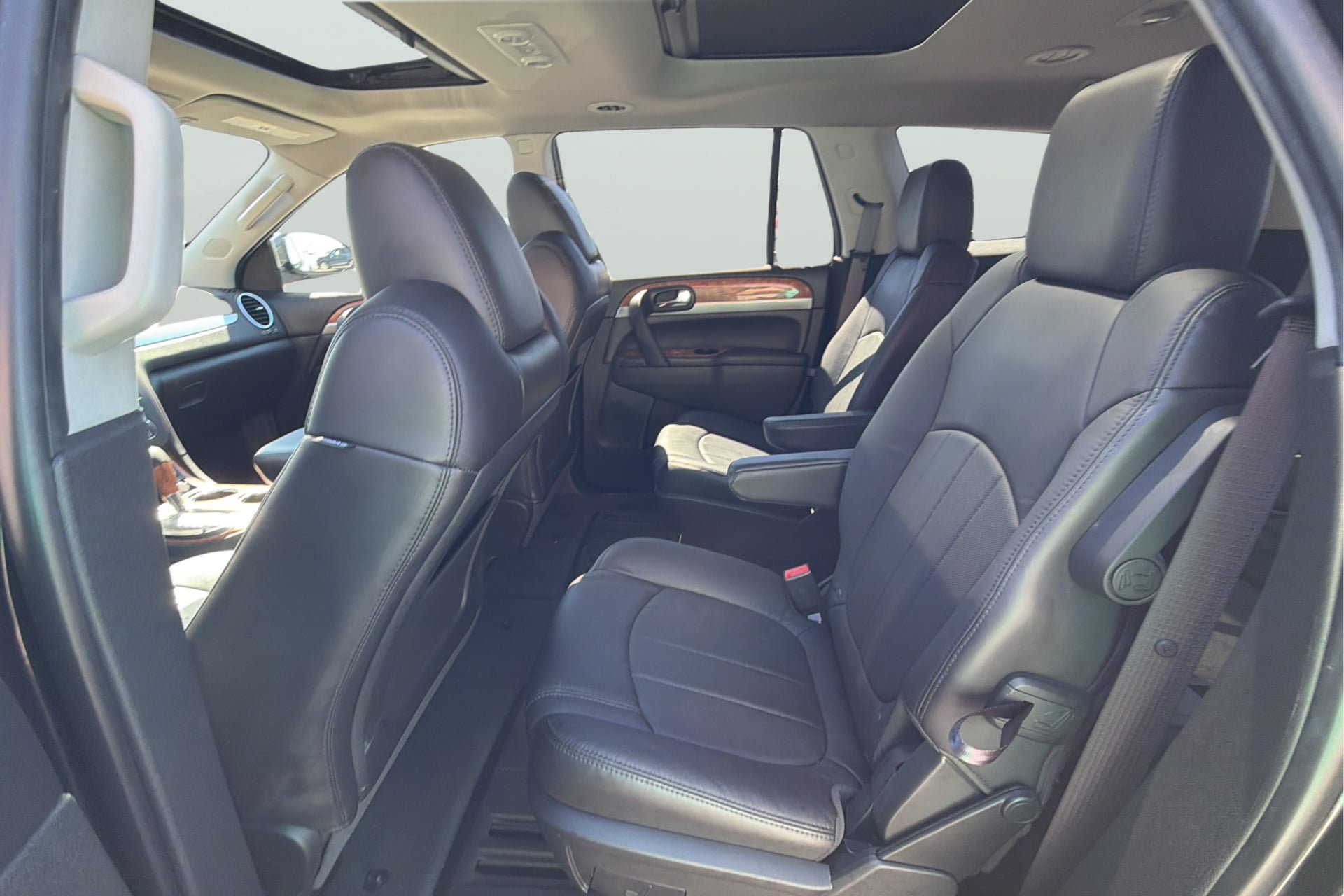 Used 2012 Buick Enclave Leather w/ LPO, Cargo Convenience Pkg AWD/4WD image 33