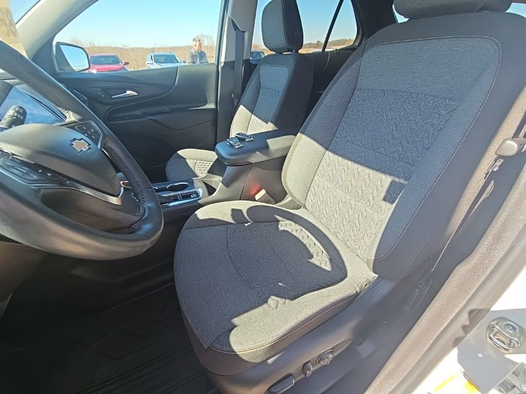 Certified 2024 Chevrolet Equinox LT image 13