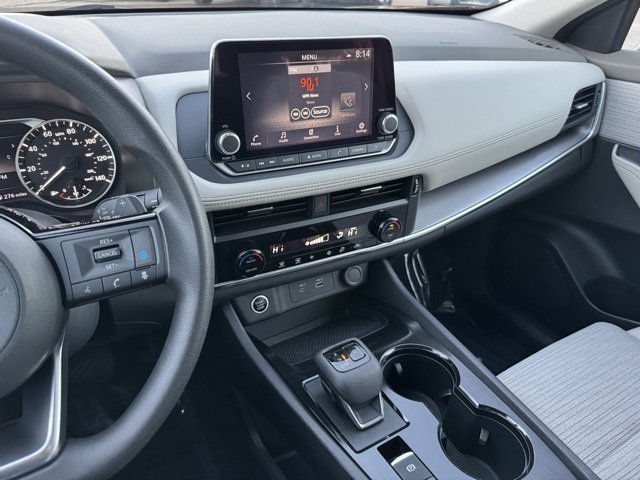 Used 2023 Nissan Rogue SV image 15