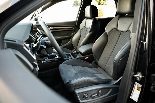 Certified 2024 Audi SQ5 Premium AWD/4WD image 18