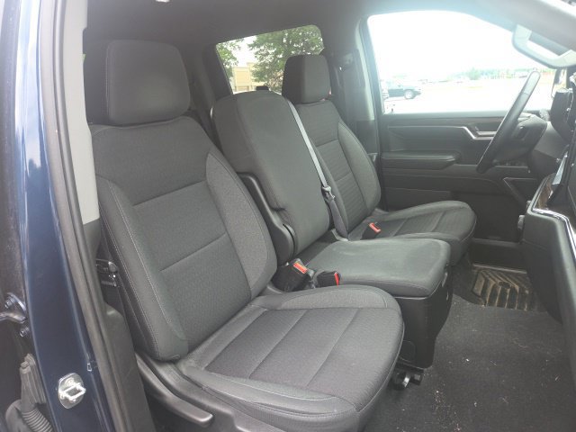 Used 2023 Chevrolet Silverado 1500 LT AWD/4WD image 28