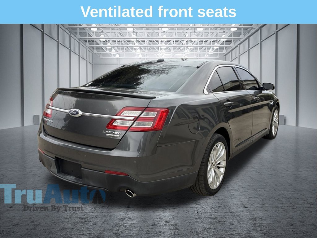 Used 2017 Ford Taurus Limited FWD image 8