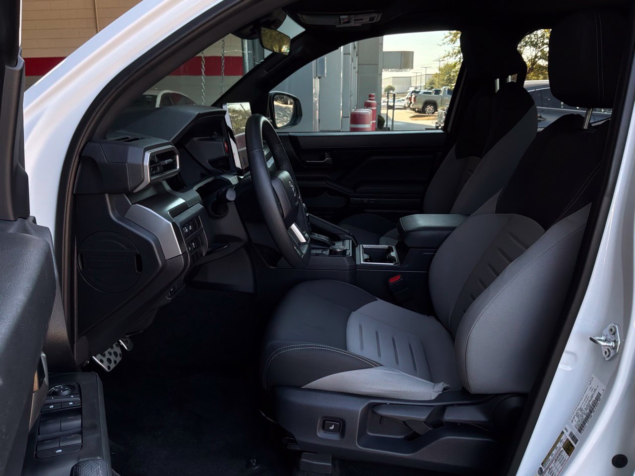 Used 2025 Toyota Tacoma TRD Sport RWD image 8