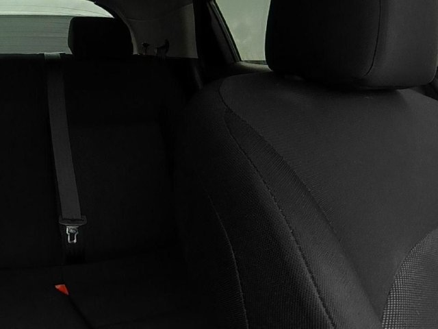 Used 2014 Nissan Juke S FWD image 30