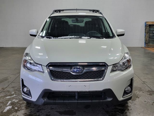 Used 2017 Subaru Crosstrek 2.0i Premium w/ Moonroof Package image 3