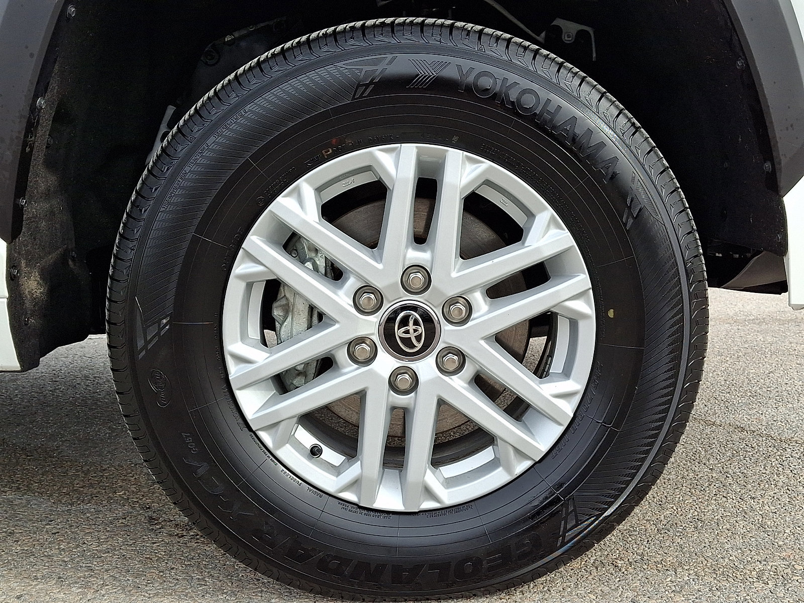 Certified 2025 Toyota Tundra SR5 AWD/4WD image 8