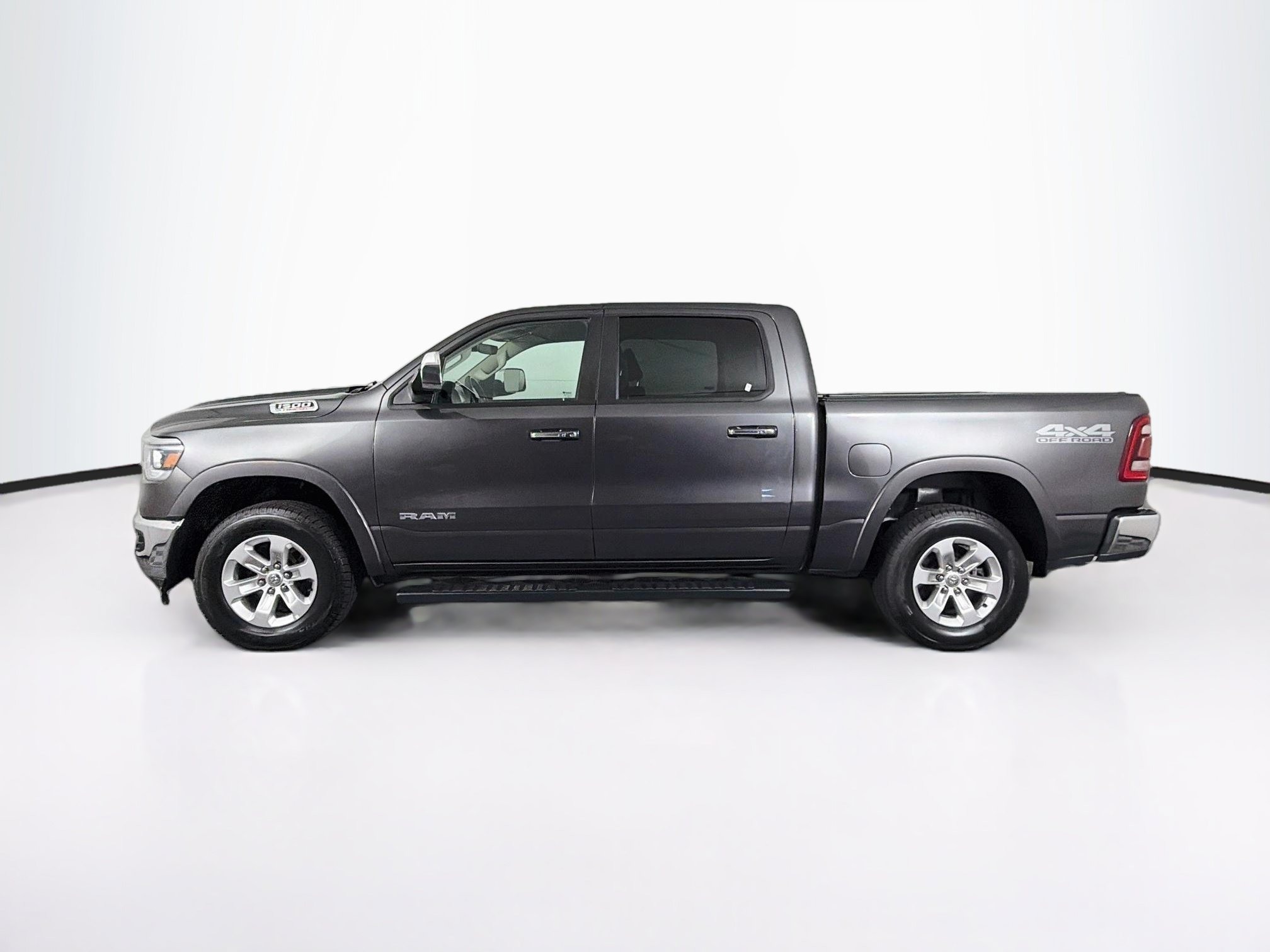 Used 2021 RAM 1500 Laramie AWD/4WD image 4