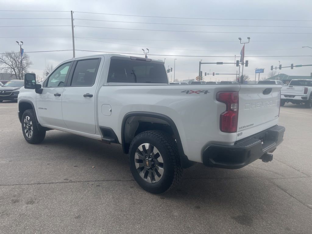 Used 2024 Chevrolet Silverado 2500 Custom w/ Custom Value Package image 5