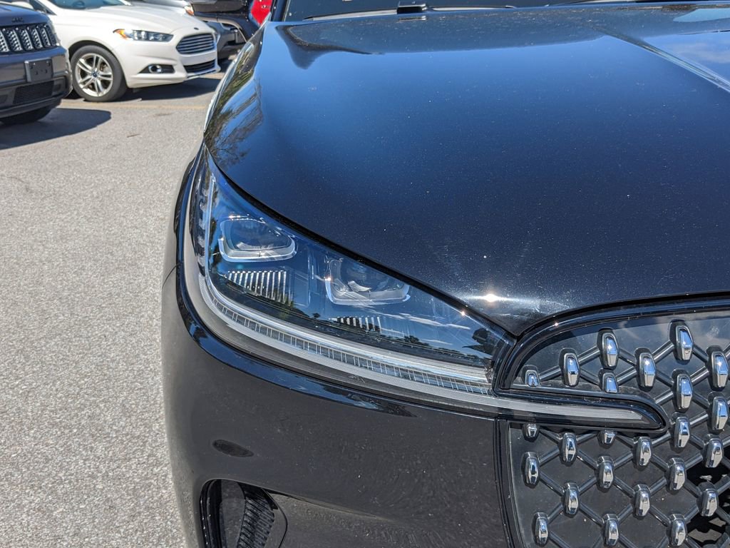 Used 2025 Lincoln Aviator Black Label AWD/4WD image 12