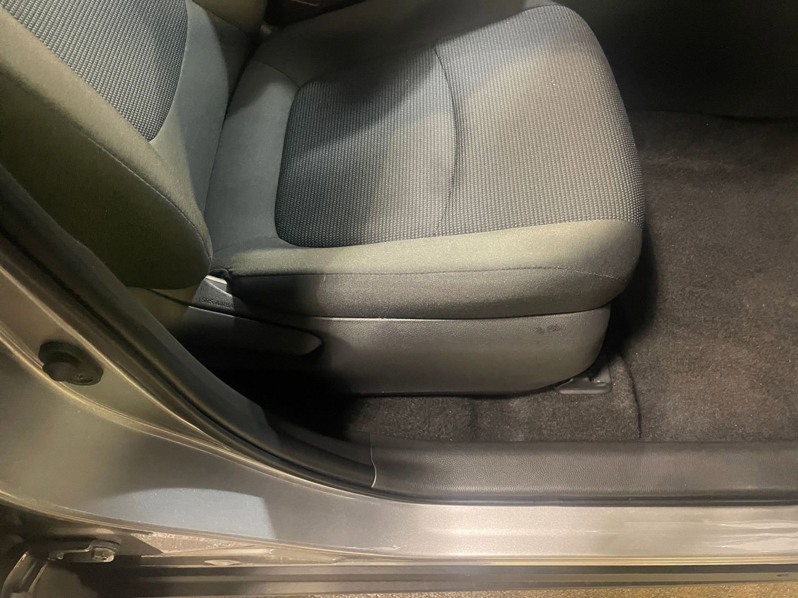 Used 2025 Toyota RAV4 LE image 27