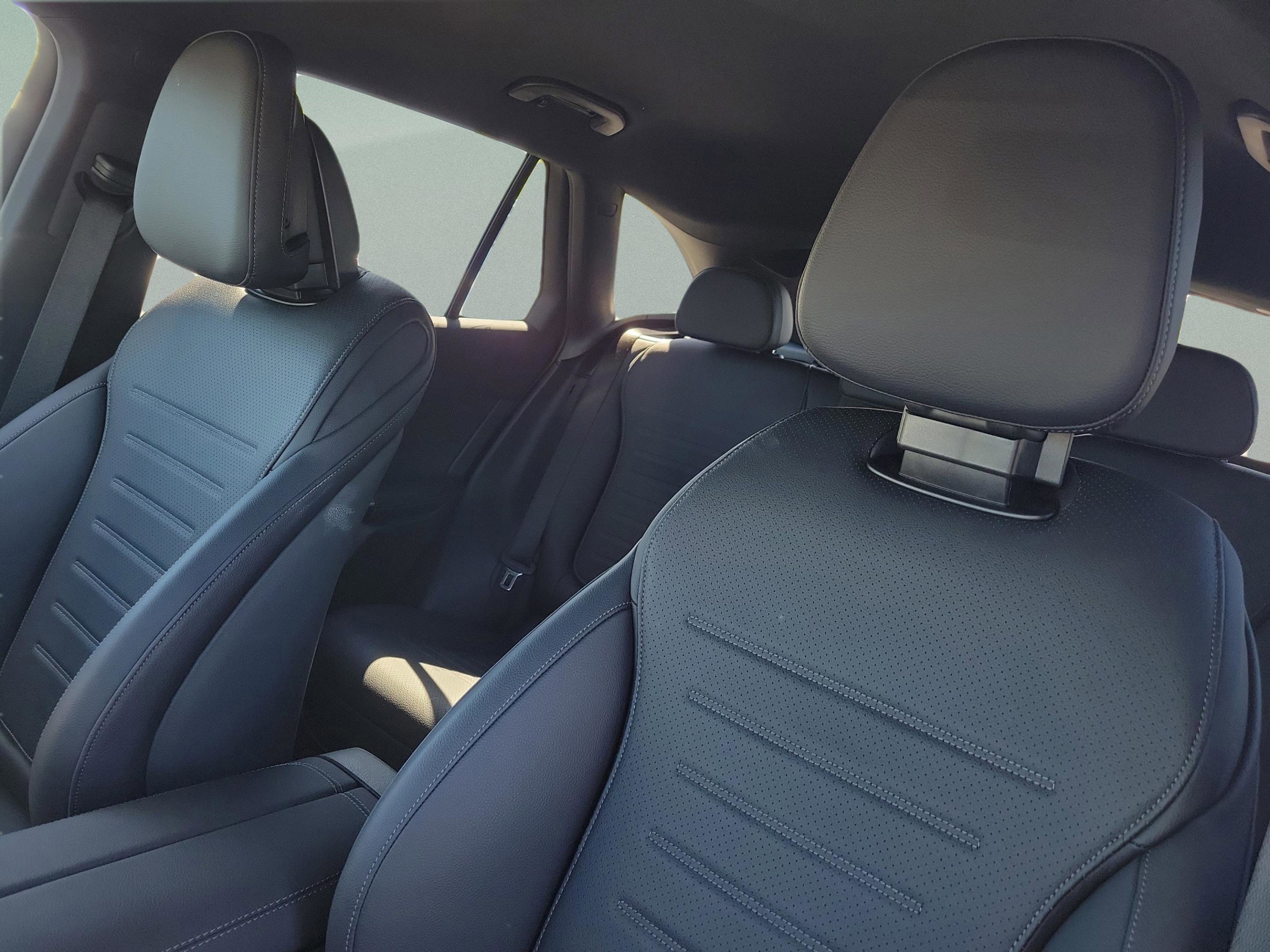 Used 2026 Mercedes-Benz GLC 300 image 21