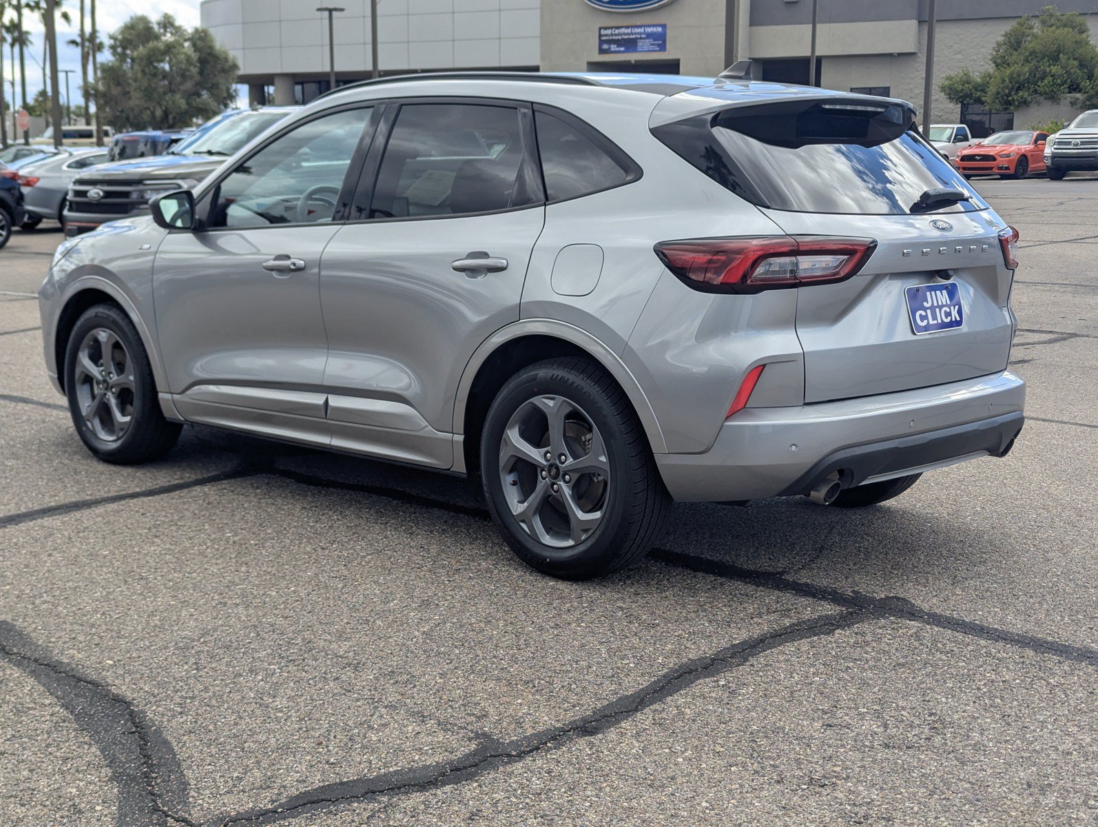 Certified 2023 Ford Escape ST-Line FWD image 4