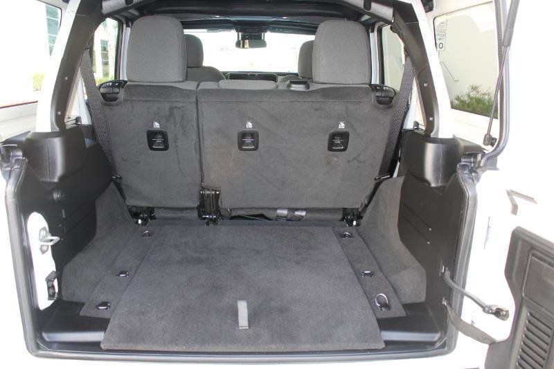 Used 2025 Jeep Wrangler Unlimited Sport image 14