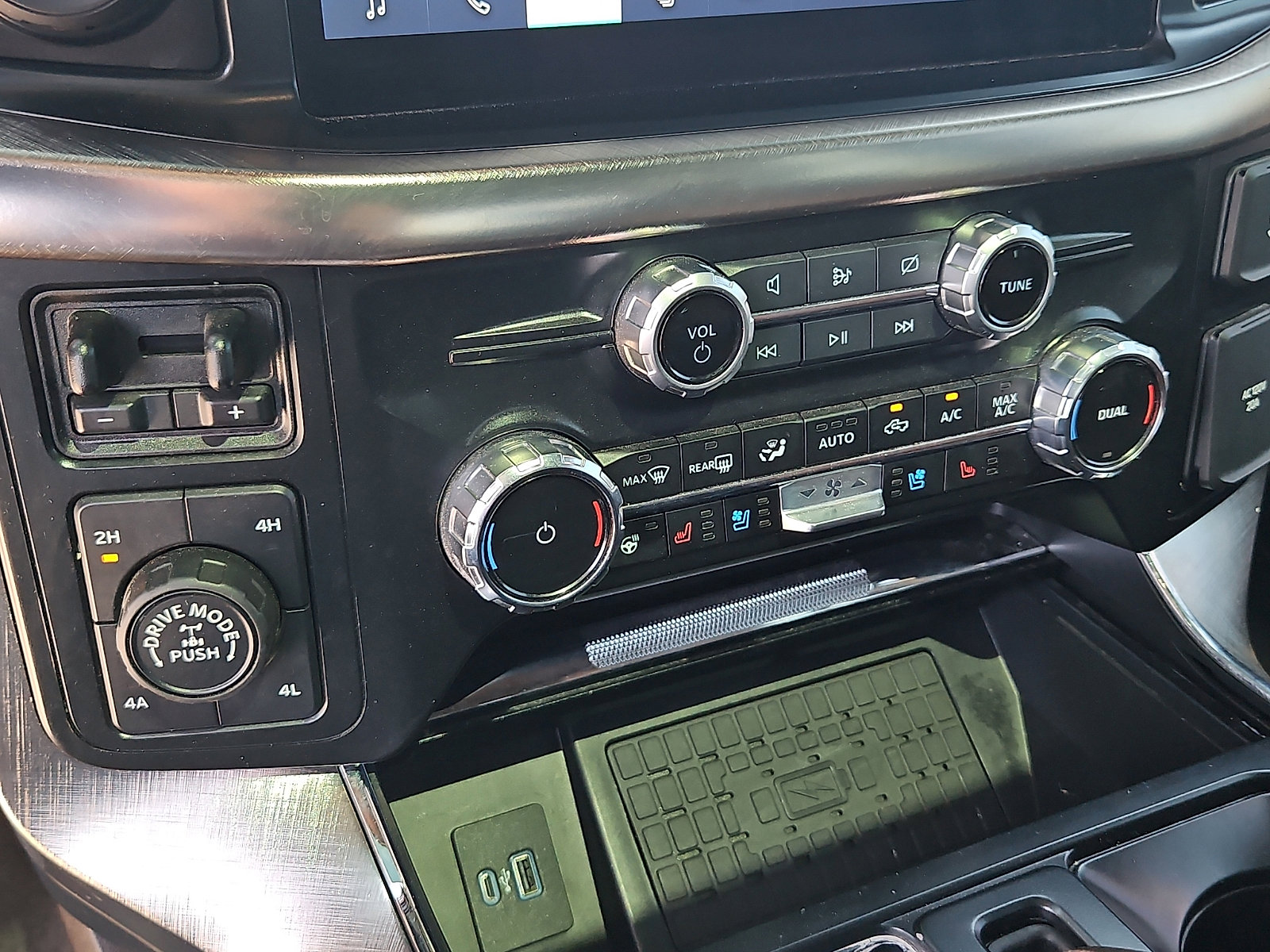 Used 2023 Ford F150 King Ranch w/ Equipment Group 601A High image 16