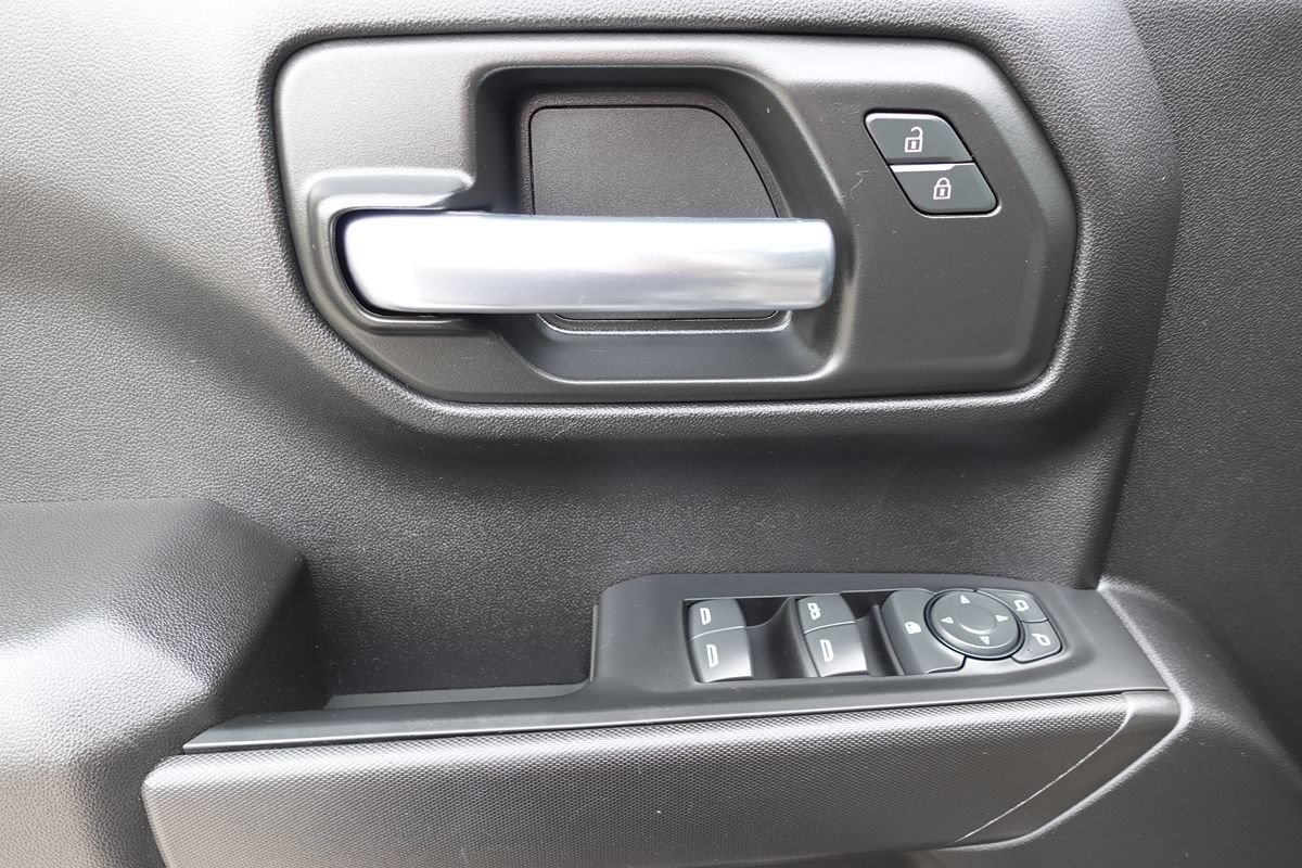 Used 2024 Chevrolet Silverado 1500 Custom w/ LPO, Dark Essentials Package AWD/4WD image 16