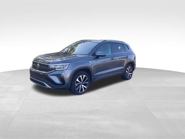 Used 2022 Volkswagen Taos SE
