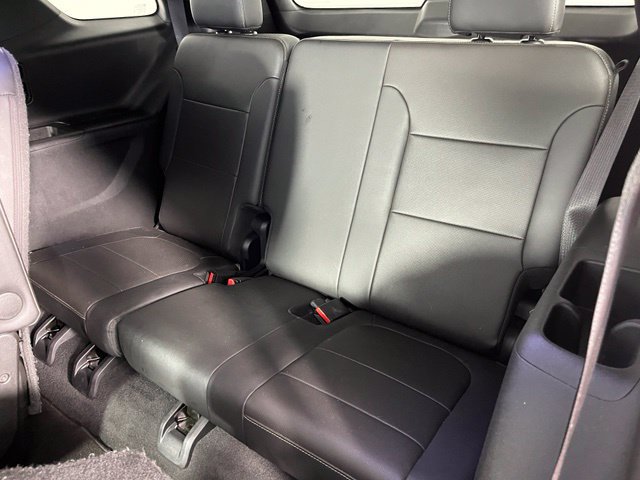 Used 2023 Chevrolet Traverse Premier w/ Redline Edition AWD/4WD image 38