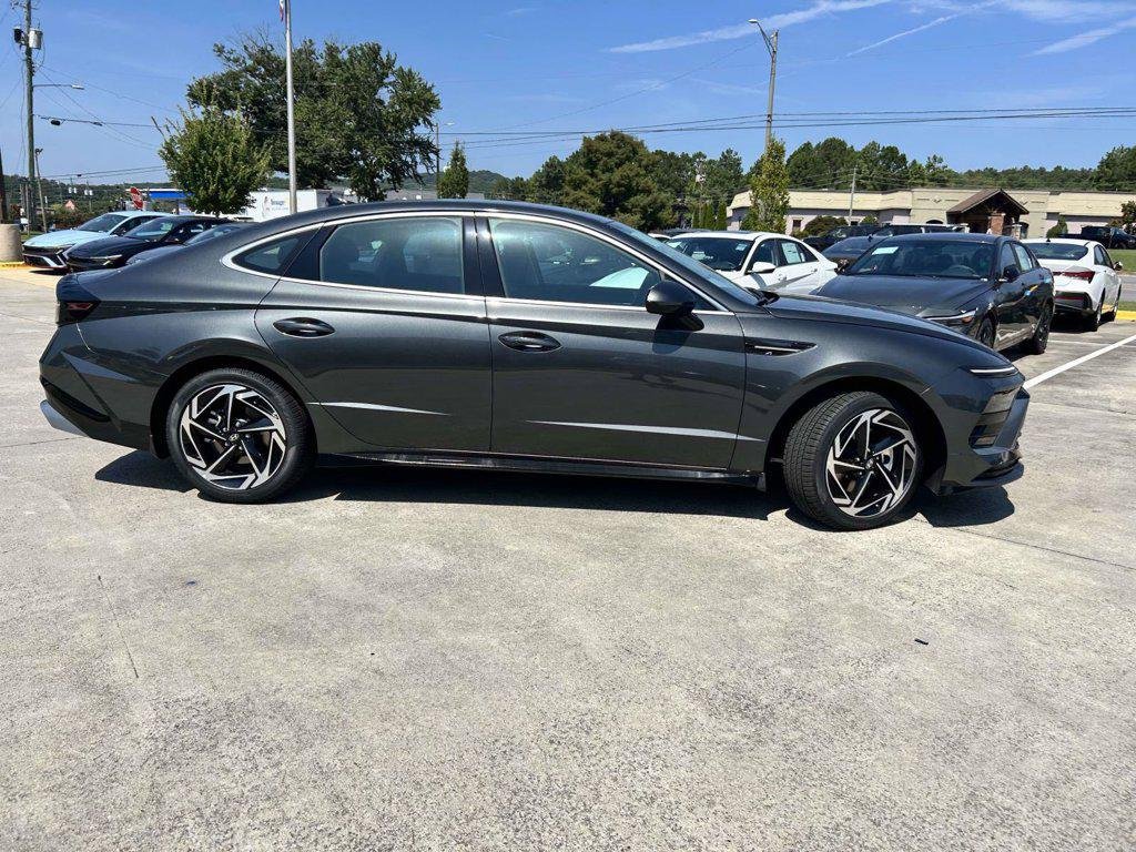 New 2026 Hyundai Sonata SEL FWD image 27