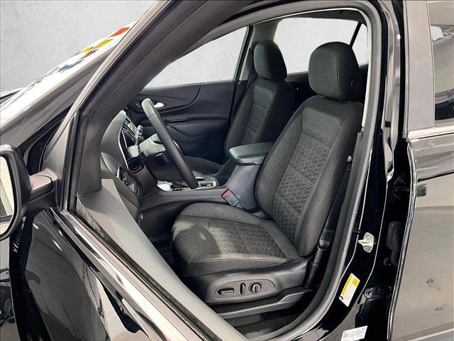 Used 2024 Chevrolet Equinox LT FWD image 27