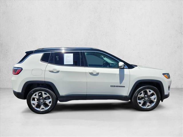 Used 2018 Jeep Compass Limited AWD/4WD image 6
