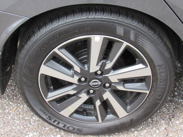 Used 2025 Nissan Versa S w/ S Plus Package image 10