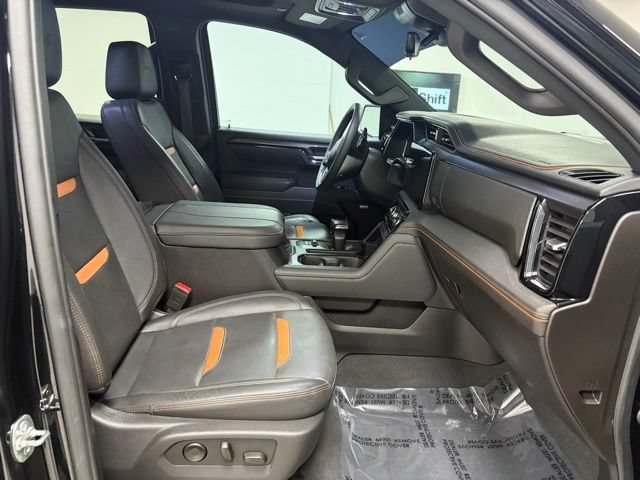 Used 2025 GMC Sierra 1500 AT4 w/ Technology Package AWD/4WD image 55