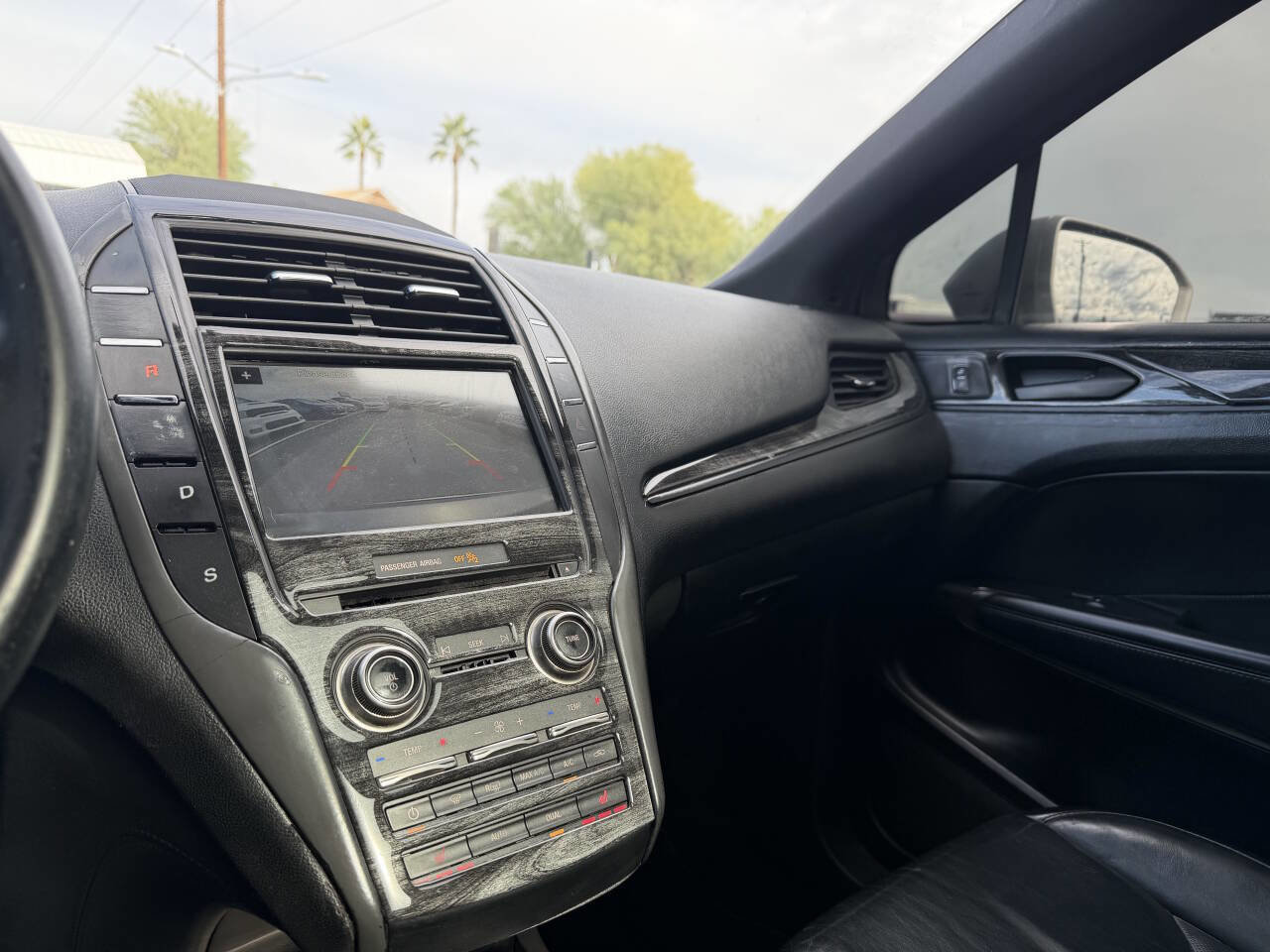 Used 2017 Lincoln MKC Select FWD image 30