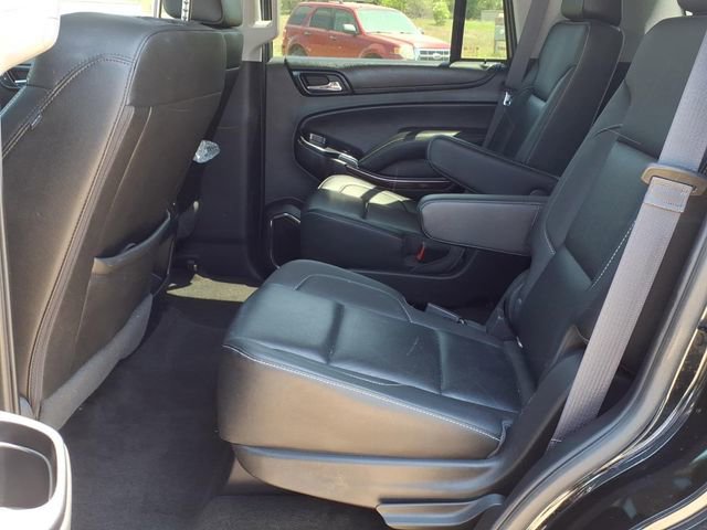 Used 2017 GMC Yukon SLT w/ Open Road Package AWD/4WD image 4
