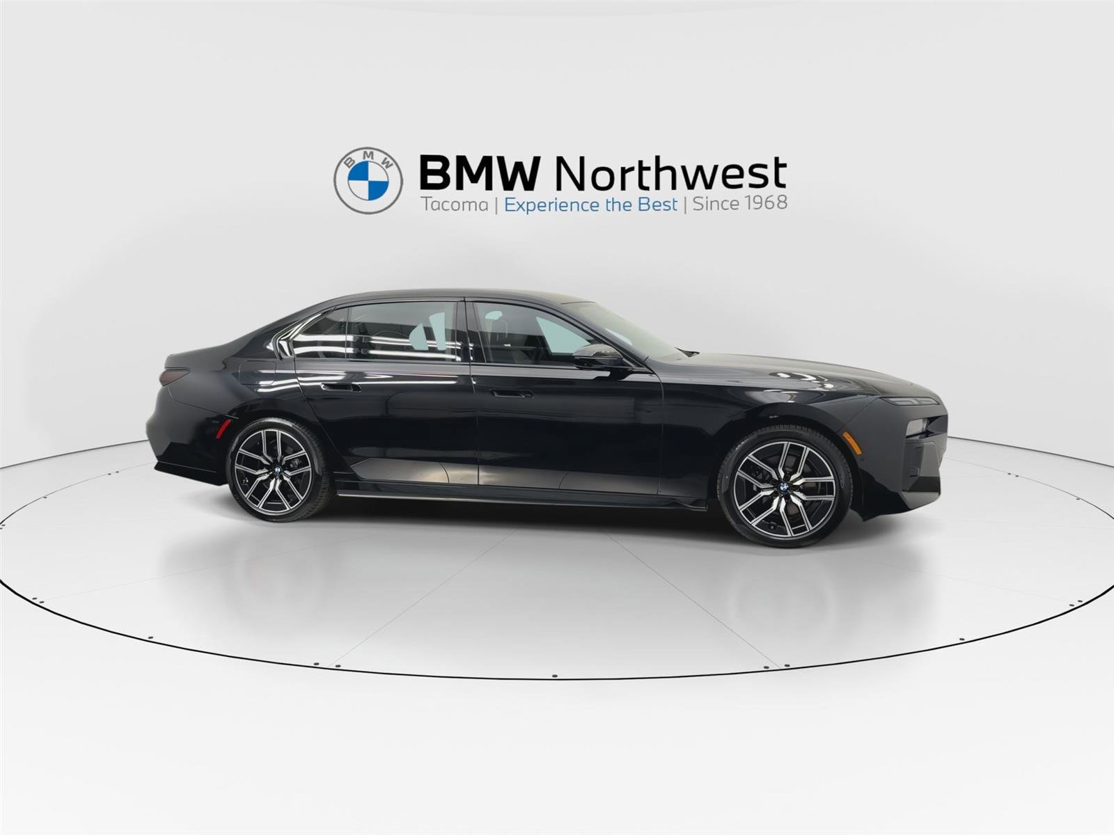 New 2026 BMW 740i xDrive AWD/4WD image 5