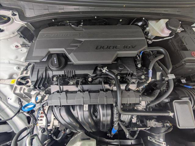 New 2025 Hyundai Elantra Limited image 19